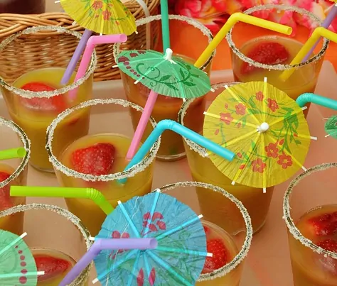 DIY drink umbrella summer crafts for adults