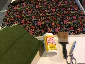 DIY Floor Cloth Anyone Can Make - Mod Podge Rocks