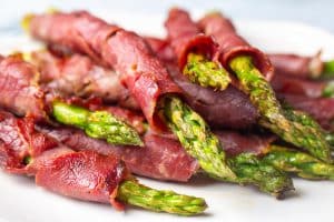 asparagus rolled in beef