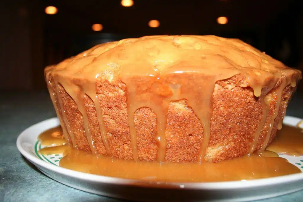 Irish apple cake with drizzled sauce on top