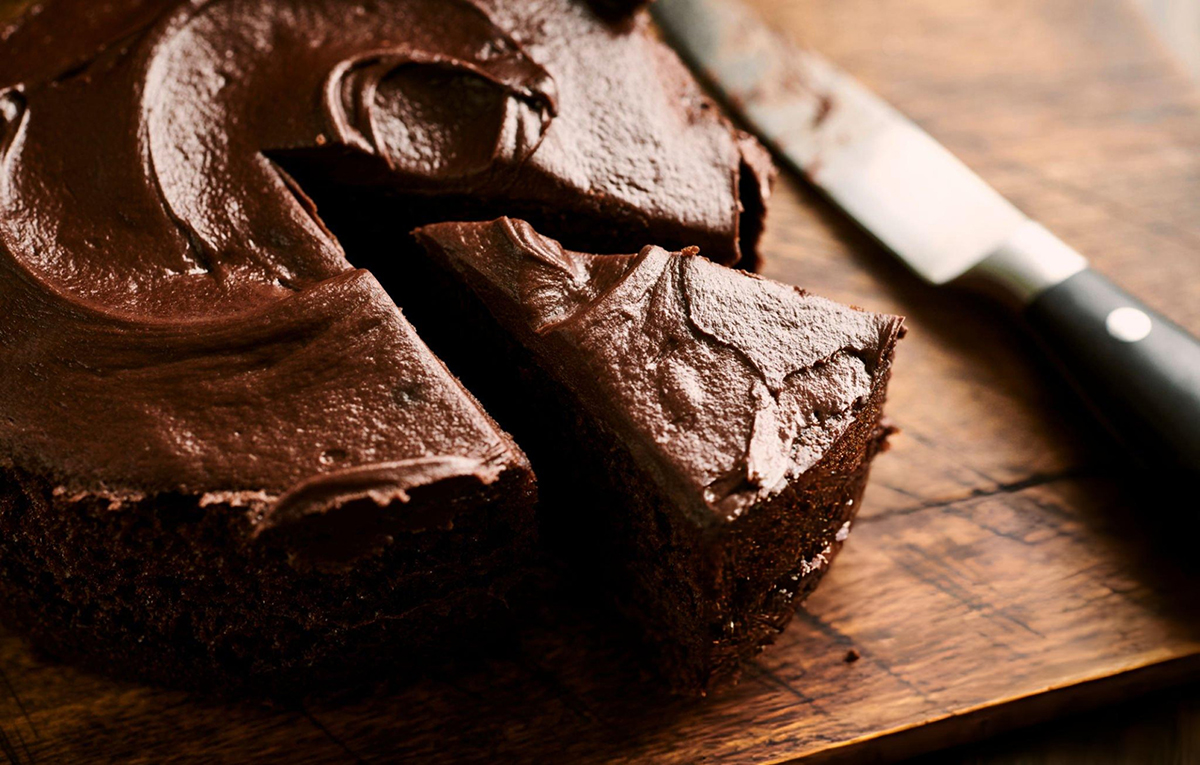 Flourless Chocolate Cake with Chocolate Frosting